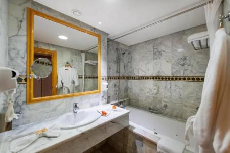 Medina Belisaire & Thalasso - 50