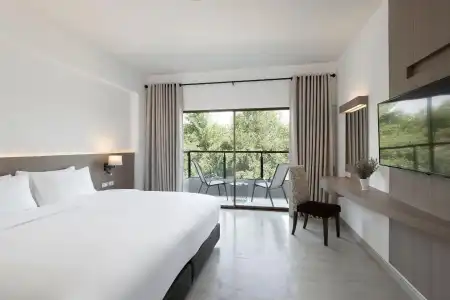 Centara Life Cha-Am Beach Resort Hua Hin - 4