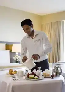 Courtyard by Marriott Mumbai International Airport - 20