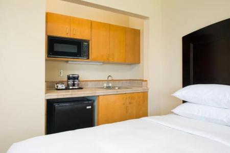 DoubleTree Resort & Spa by Hilton Ocean Point-N. Miami Beach - 31