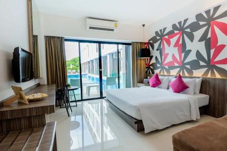 J Residence - 104