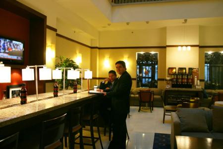 Hampton Inn & Suites by Hilton Mexico City - Centro Historico - 24