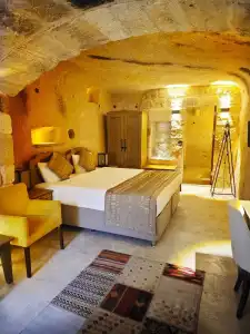 Acropolis Cave Suite - 28