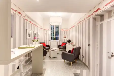 Grand Tour Rome Suites - Liberty Collection - 10