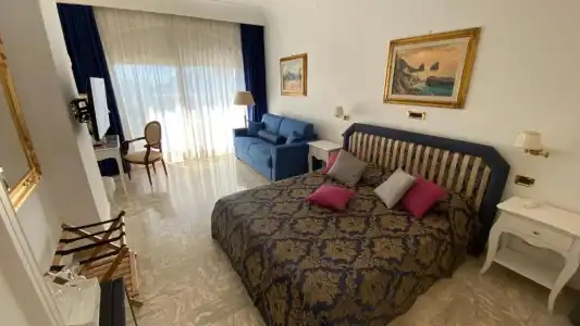 Bougainville Luxury Boutique - 73