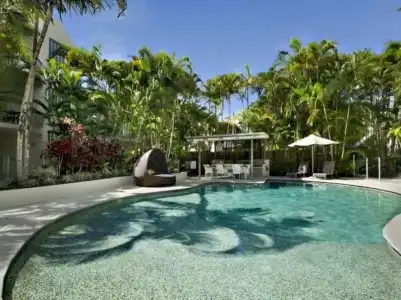 Noosa Tropicana - 23