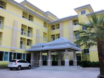 I-Yaris Boutique Resort - 8
