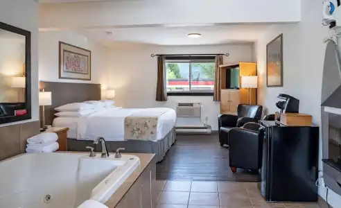 Swiss Chalet Motel - 85