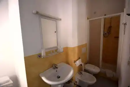 Fiume Apartment - 9