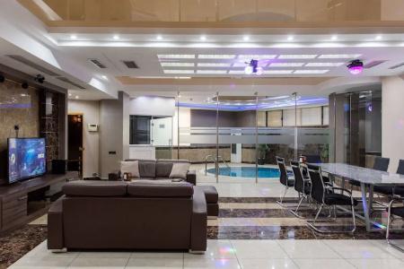 Avan Plaza - 49