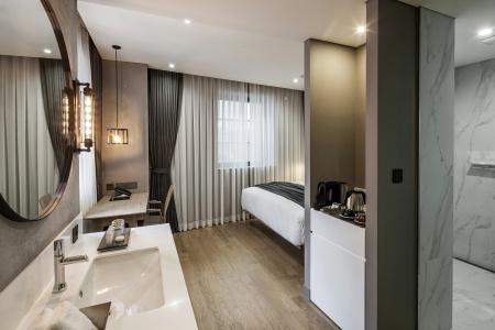 Hotel28 Myeongdong - 46