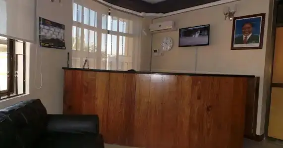 Fahari - 0