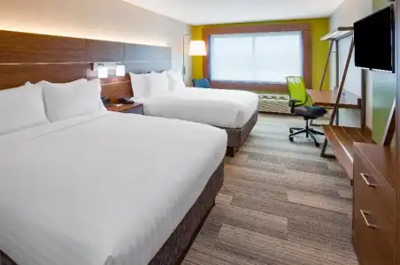 Holiday Inn Express & Suites Des Moines Downtown by IHG - 63