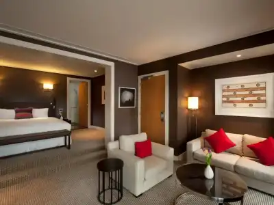 DoubleTree by Hilton Queenstown - 51