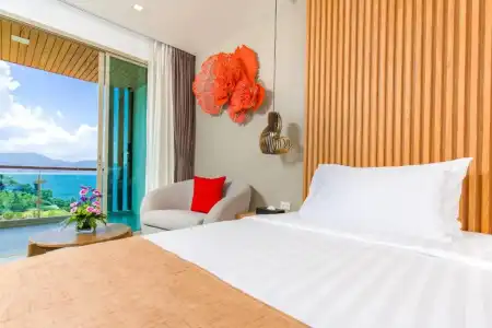 Wyndham Grand Phuket Kalim Bay - 34