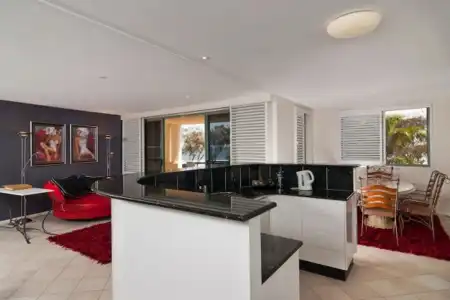 Bay Royal Apartments - 19