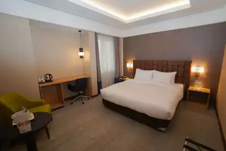 The Grand Lux - 34