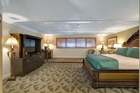 Pacific Terrace - 36