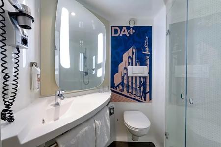 T H E Darmstadt - 28