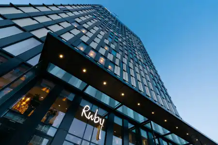 Ruby Emma Amsterdam - 0