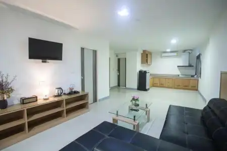 The Greenery Central Suites - 42