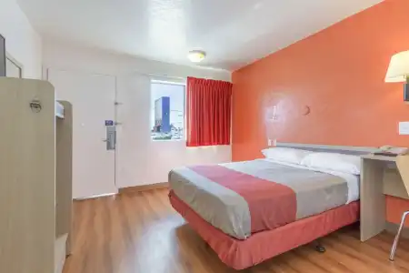 Motel 6 Phoenix North - Bell Road - 45