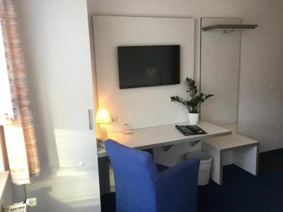 & Restaurant Park Cafe ISA - 34