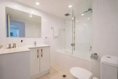 Cashelmara Beachfront Apartments - 42