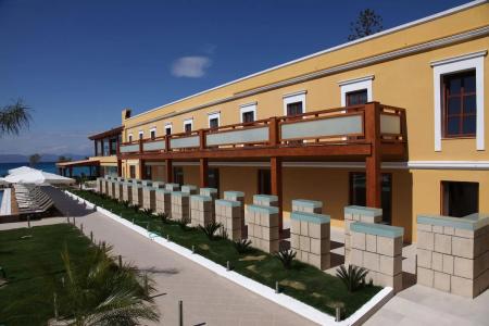 Villa Di Mare Seaside Suites - 49