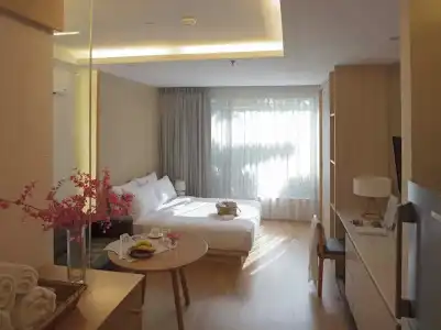 Balcony Seaside Sriracha & Serviced Apartments (SHA Extra Plus) - 294