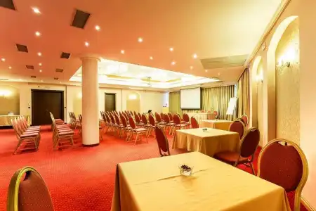 Romance & Family Suites - 11