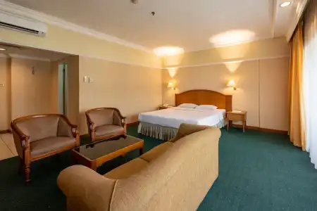 Marcopolo Jakarta - 55