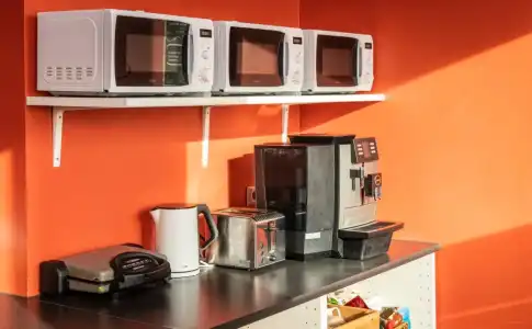 Vibrant Iceland Hostel - 14