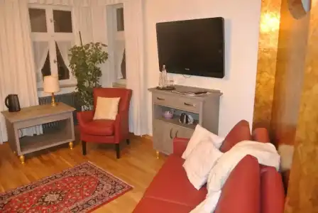 Hotel-Restaurant Goldenes Lamm - 1