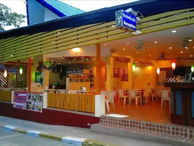 Luna Hut Resort Hua Hin - 22