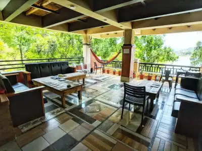 Forest Lake Backpackers' Hostel - 13
