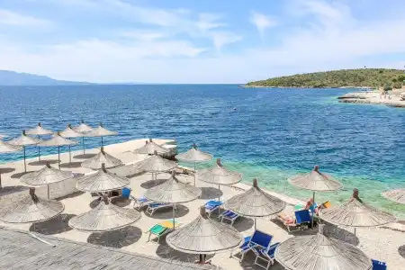 Apollon Saranda - 18