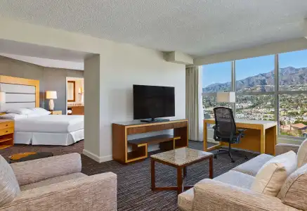 Hilton Los Angeles North/Glendale - 3