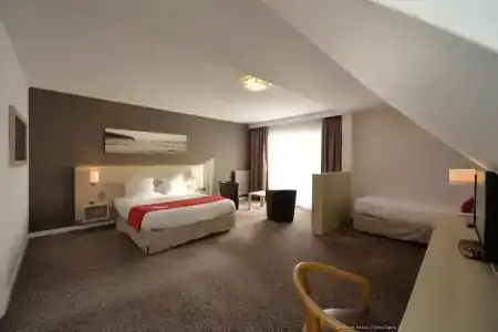 Best Western Le Roof - 178
