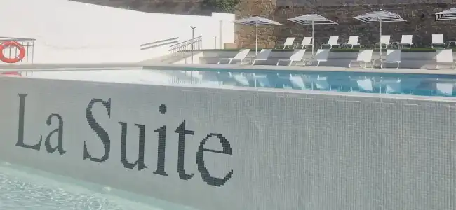 La Suite - 10