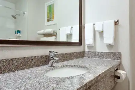 Drury Inn & Suites Greenville - 36