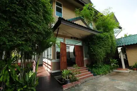 Baantip Suantong - 41