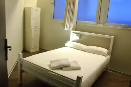 Poshtel Bilbao Premium Hostel - 6