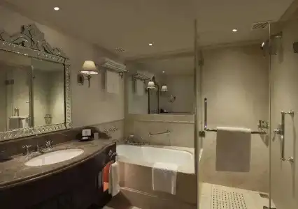Hilton Mumbai International Airport - 54