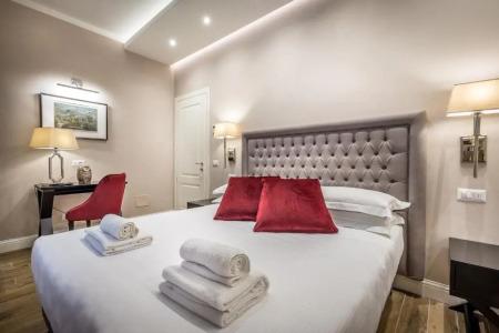 Emma Small Luxury - 59