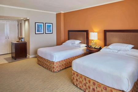 Hilton Hawaiian Village Waikiki Beach Resort - 43