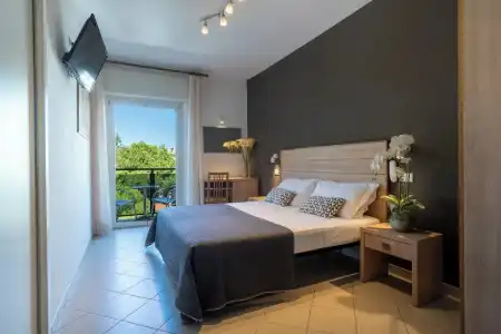 Mocambo - 105