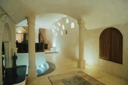 Hu of Cappadocia - 89