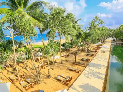 Pandanus Beach Resort & Spa Resort - 17