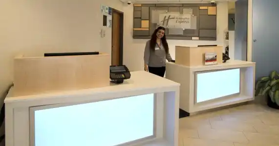 Holiday Inn Express San Antonio-Airport by IHG - 15